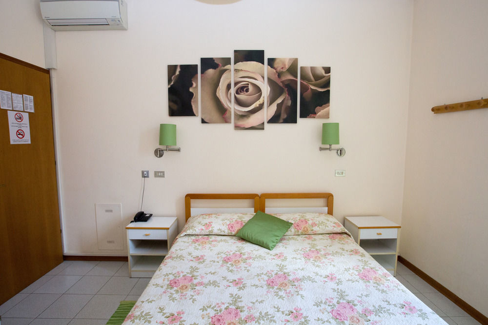 Hotel Arcoveggio Bolonia Zewnętrze zdjęcie