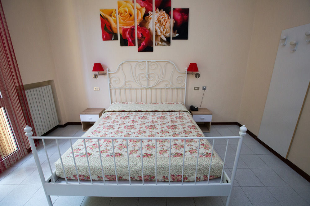 Hotel Arcoveggio Bolonia Zewnętrze zdjęcie