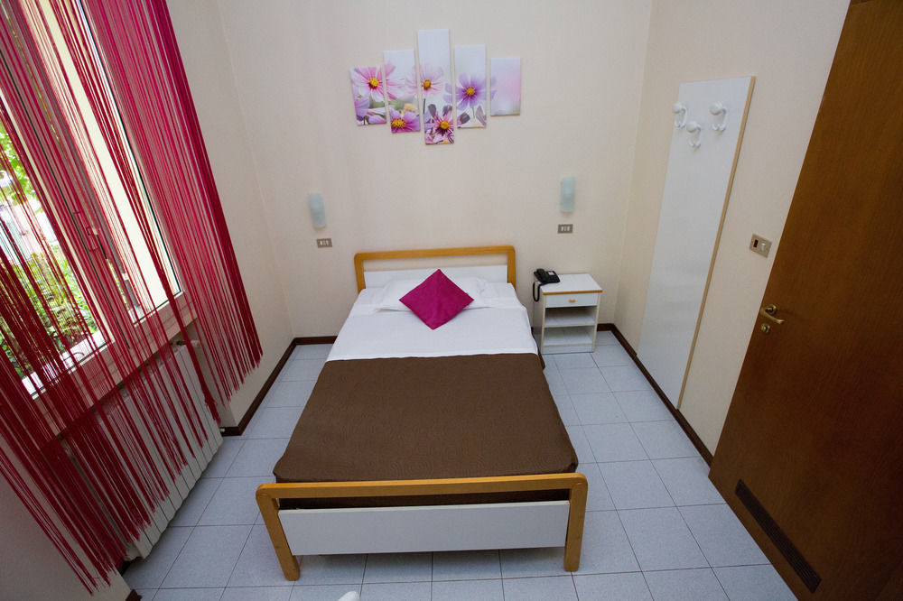 Hotel Arcoveggio Bolonia Zewnętrze zdjęcie